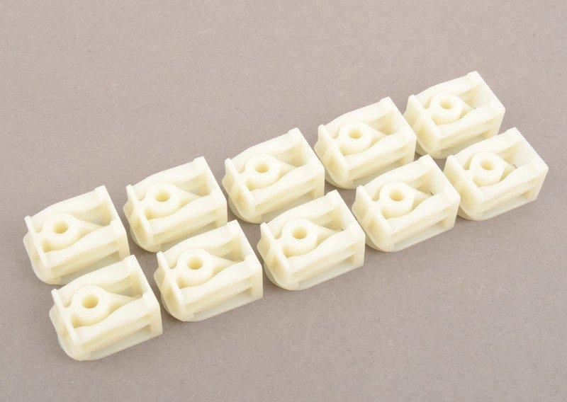 Пластм.гайка с пружинным зажимом