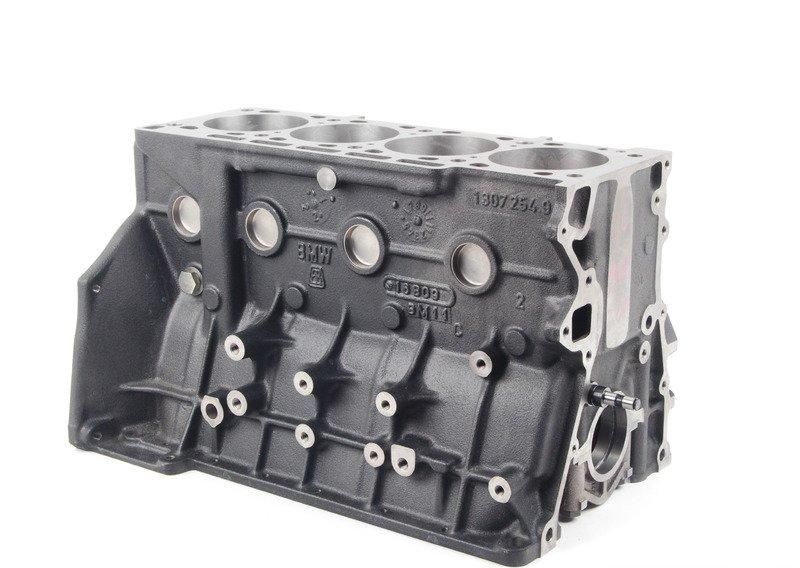 Оборотный блок цилиндров с поршнями