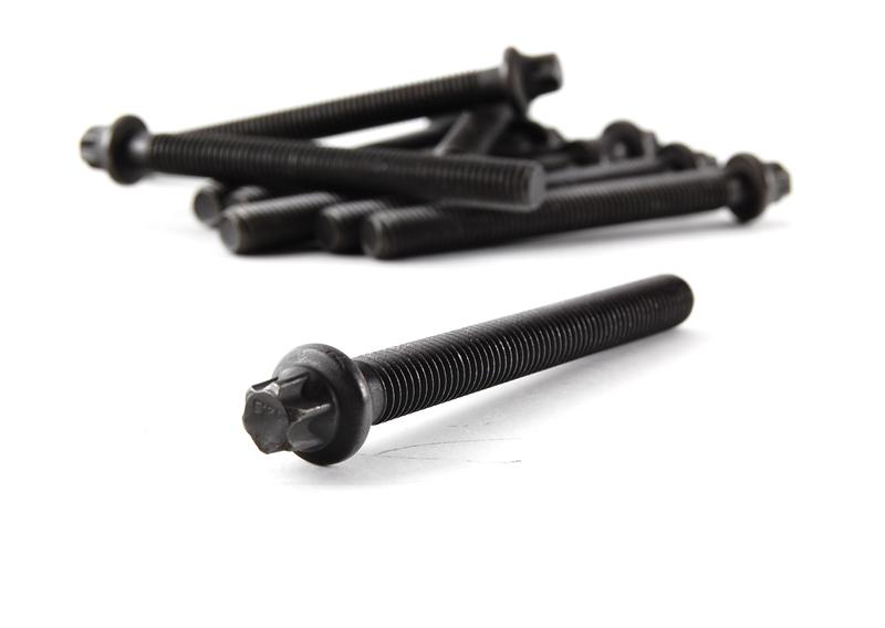 Комплект болтов для головки блока цил.