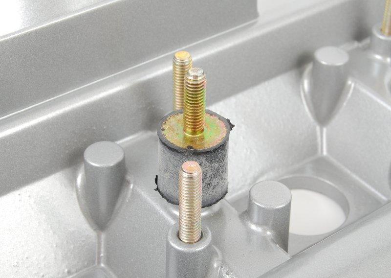 Крышка головки блока цилиндров