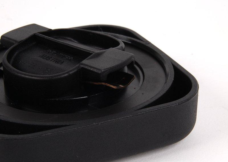 Запорная крышка маслоналивного патрубка