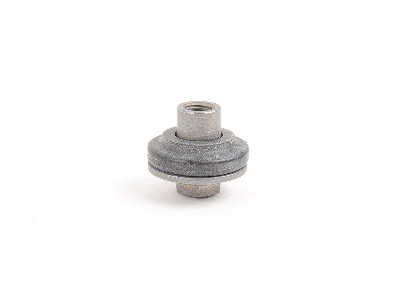 Колпачковая гайка