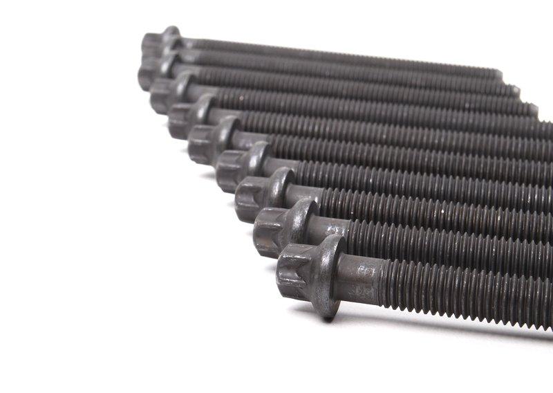 Комплект болтов для головки блока цил.