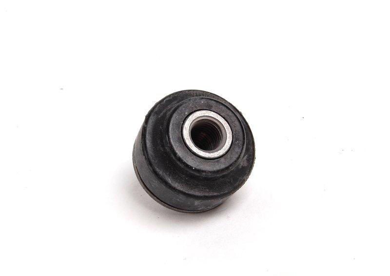 Колпачковая гайка