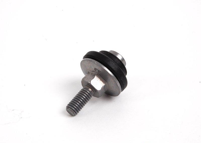 Колпачковая гайка