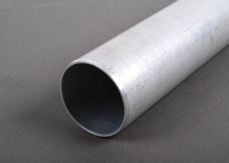 Трубка системы охлаждения подводящая