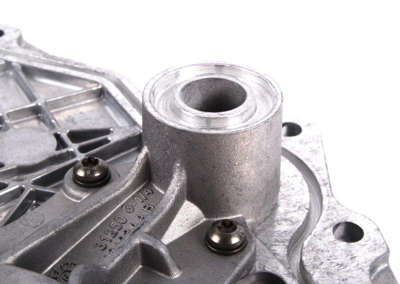 RP крышка ГБЦ с масляным насосом