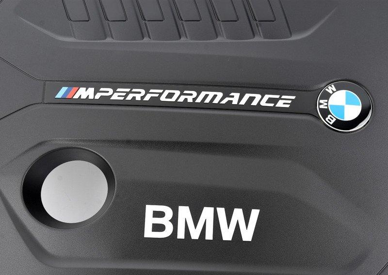 Кожух двигателя