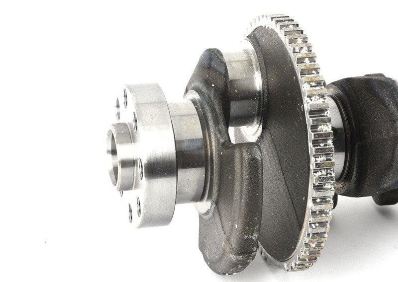 Коленчатый вал без вкладышей подшипников