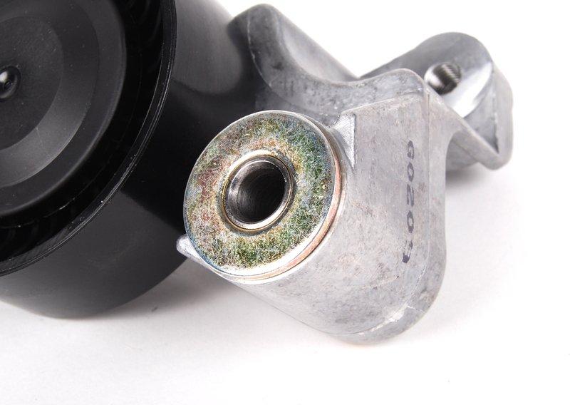 Натяжной ролик с рычагом