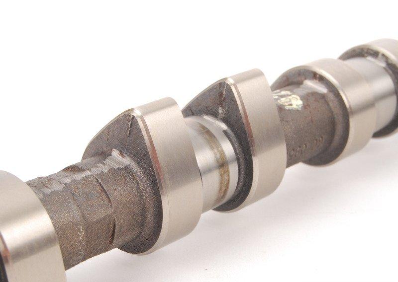 Распредвал впускных клапанов