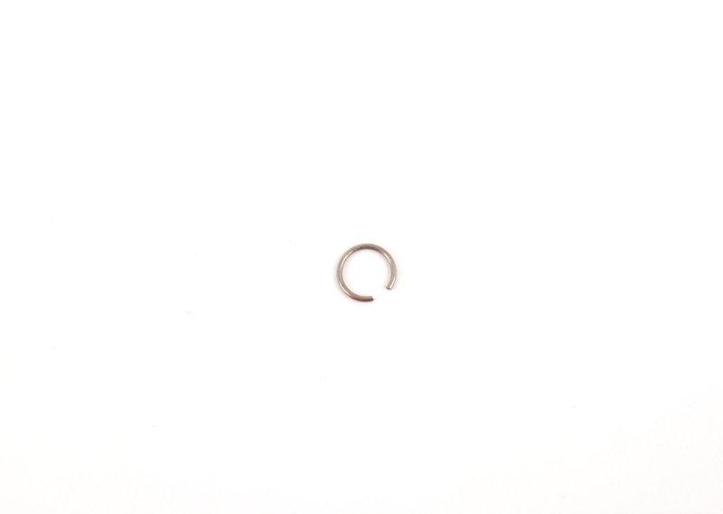 пружинное стопорное кольцо