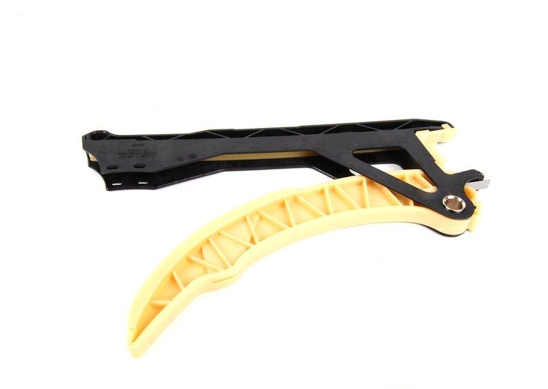 Планка натяжителя и направляющая цепи