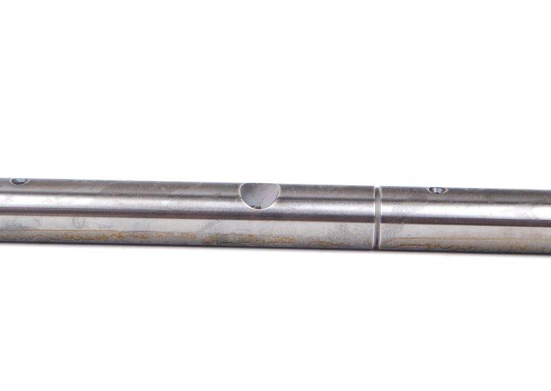 Ось коромысла, сторона впуска