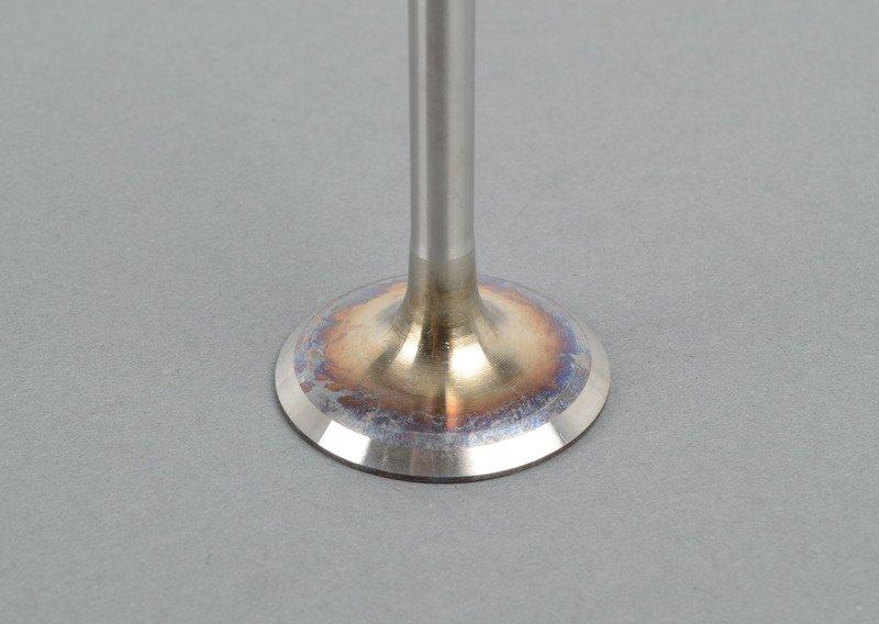 впускной клапан