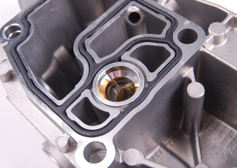 Опора вспом.мех.двигателя с масл.фильтр. E36 / E39 / E38 / Z3 E36