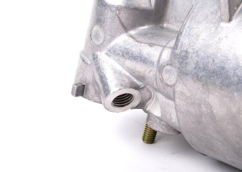 Масляный фильтр с штуцер.масл.радиатора