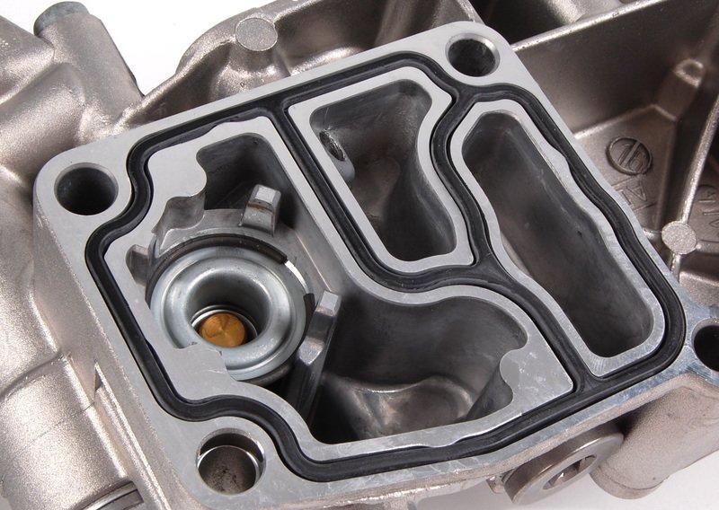 Масляный фильтр с штуцер.масл.радиатора