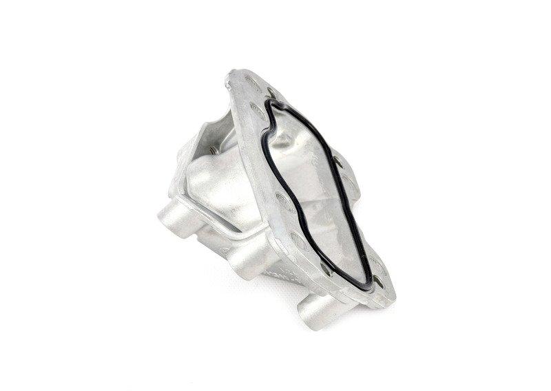 Крышка сливного маслопровода