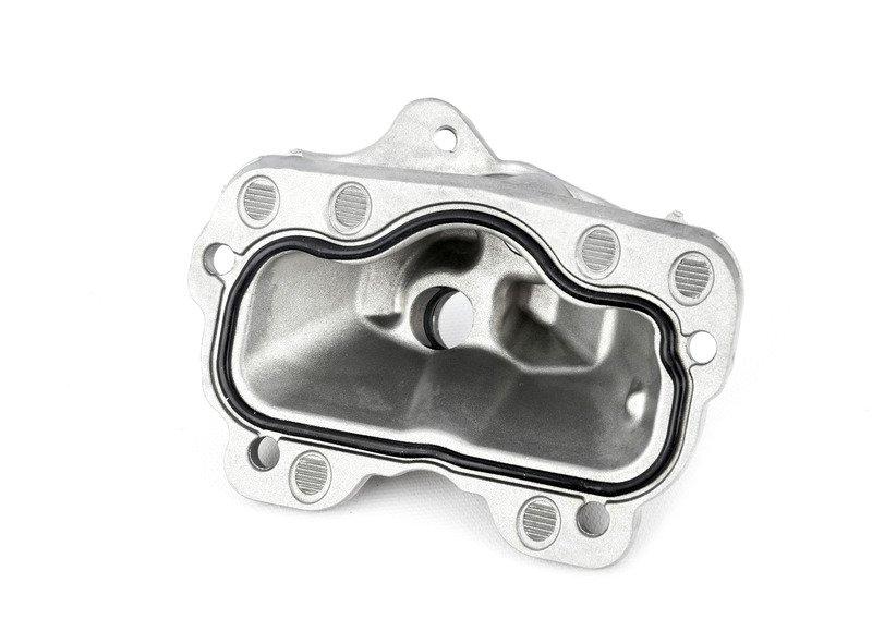 Крышка сливного маслопровода