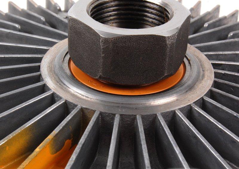 E39 M5 муфта вентилятора