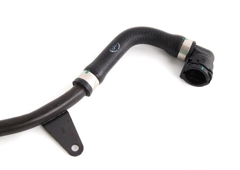 Возвратный патрубок системы охлаждения