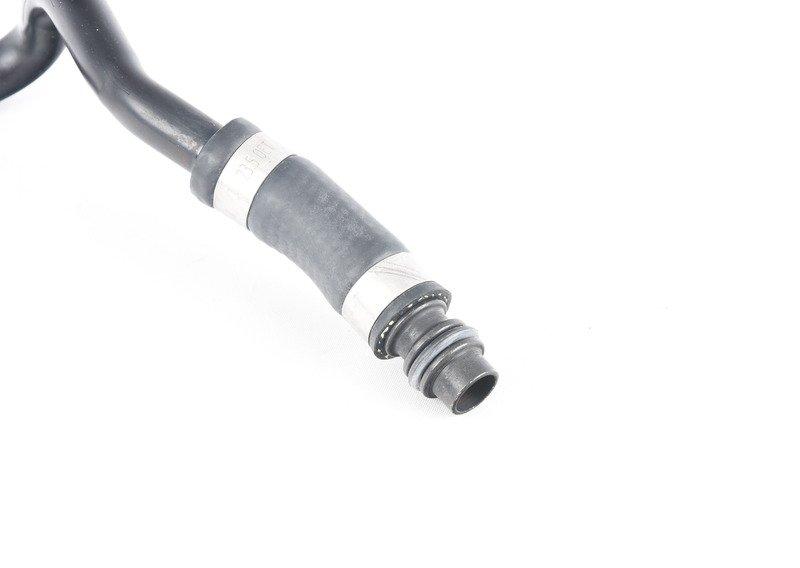 Возвратный патрубок системы охлаждения