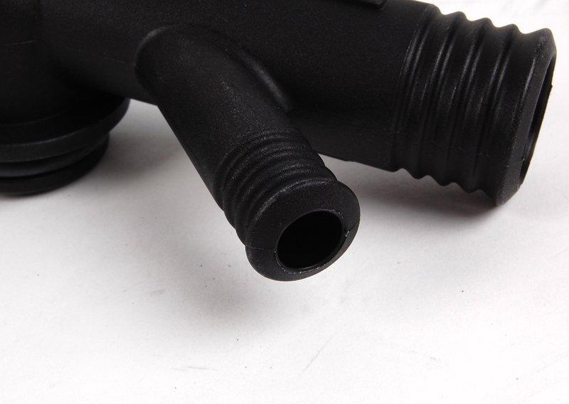 Соединительная деталь