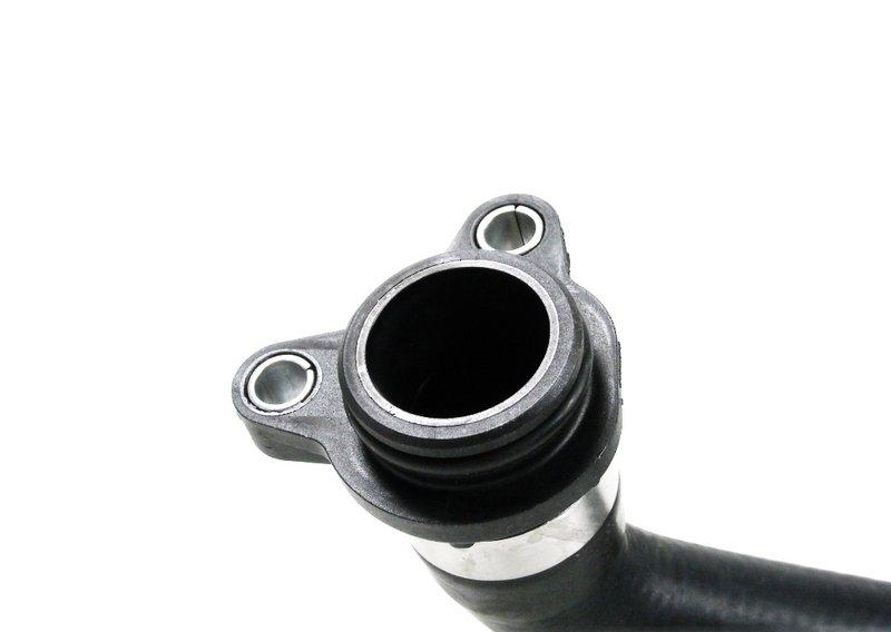 Шланг головка блока цилиндров-термостат