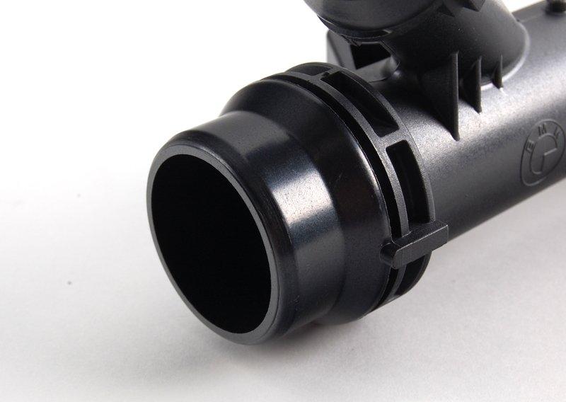 Соединительная деталь