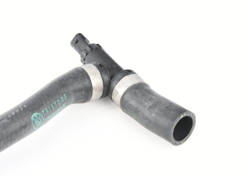 Шланг системы охлаждения