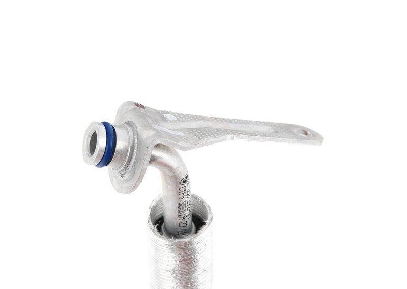 Трубопровод подачи охлаждающей жидкости