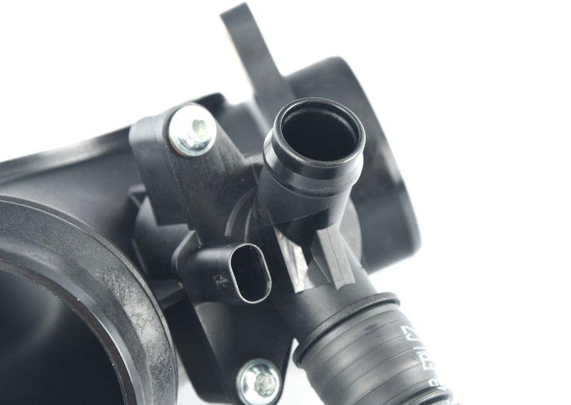 Соединительный патрубок