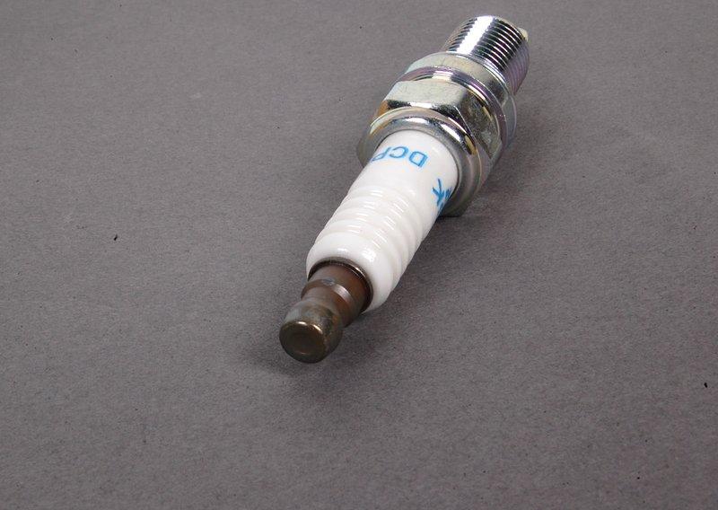 Свеча зажигания  S54  / 326S4