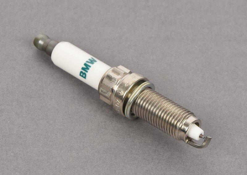 свеча M760iX / 50iX