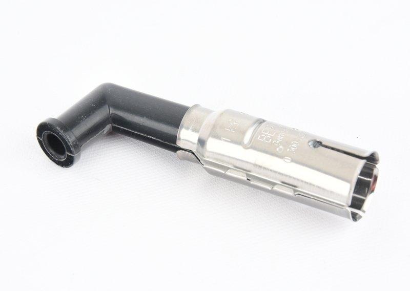 Наконечник провода к свече зажигания