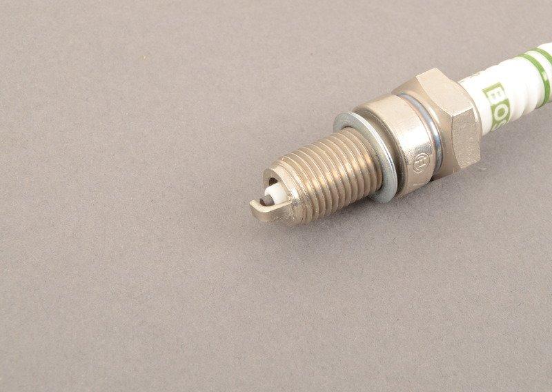 Свеча зажигания