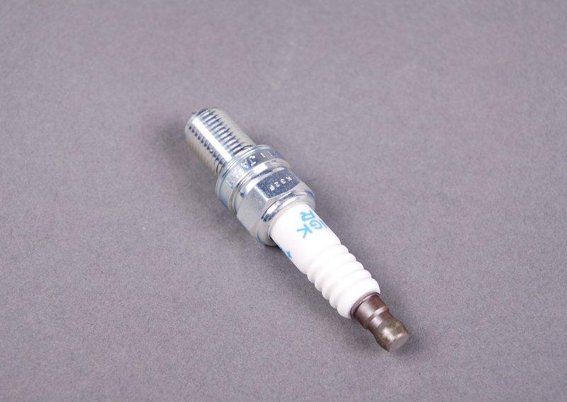 Свеча зажигания