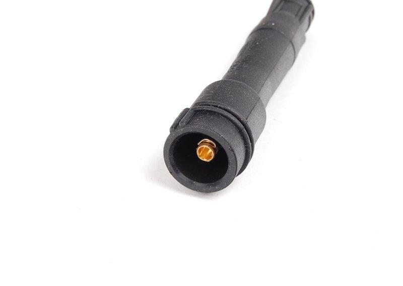 Наконечник провода к свече зажигания