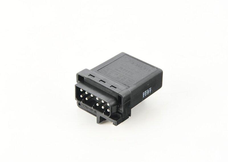 E46/E39/E38/E53 Реле свечи накаливания