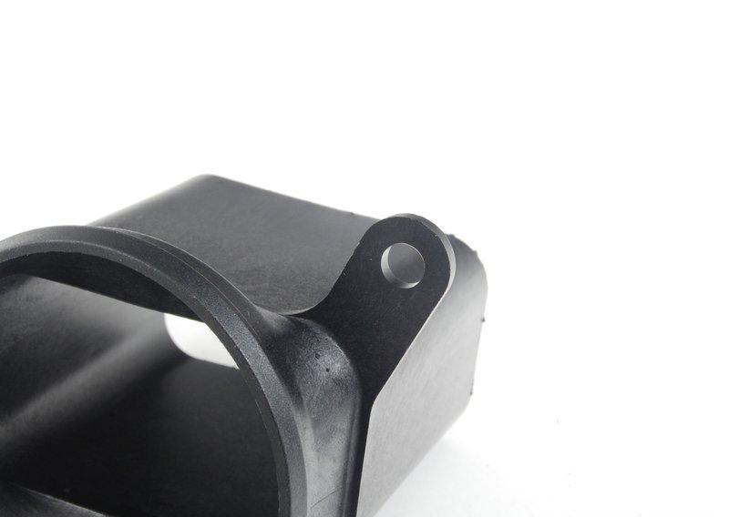 Соединительная деталь