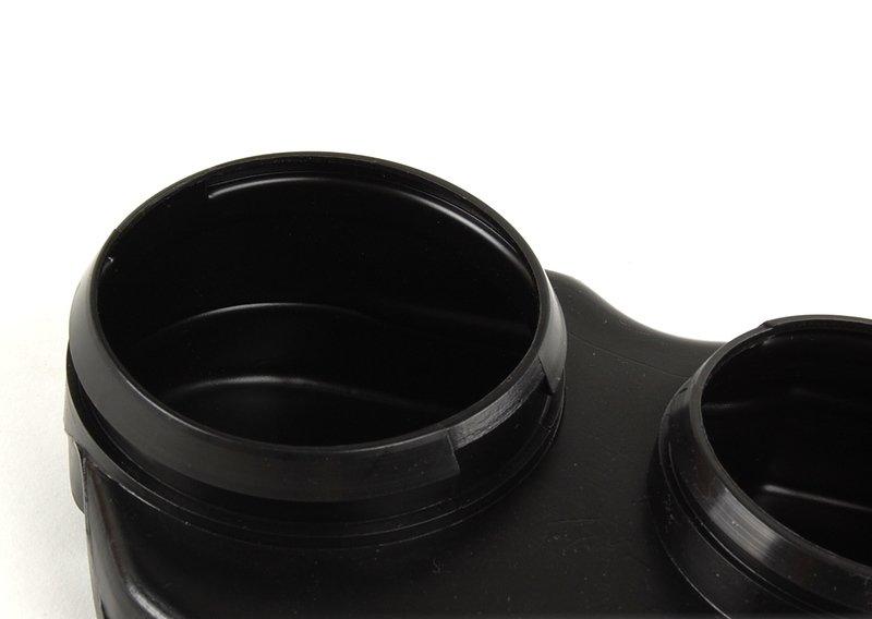 Соединительная деталь