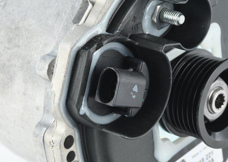 Генератор с водяным охлаждением сверху