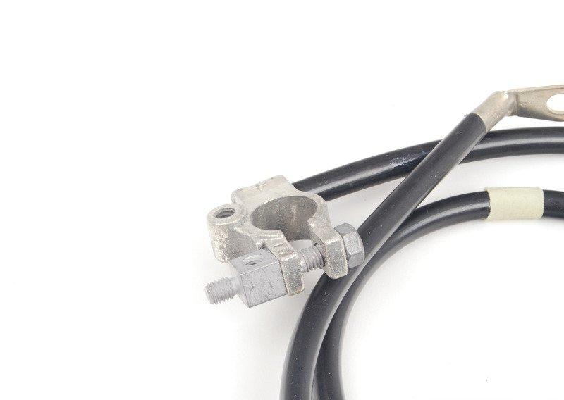 Плюсовой провод аккумуляторной батареи