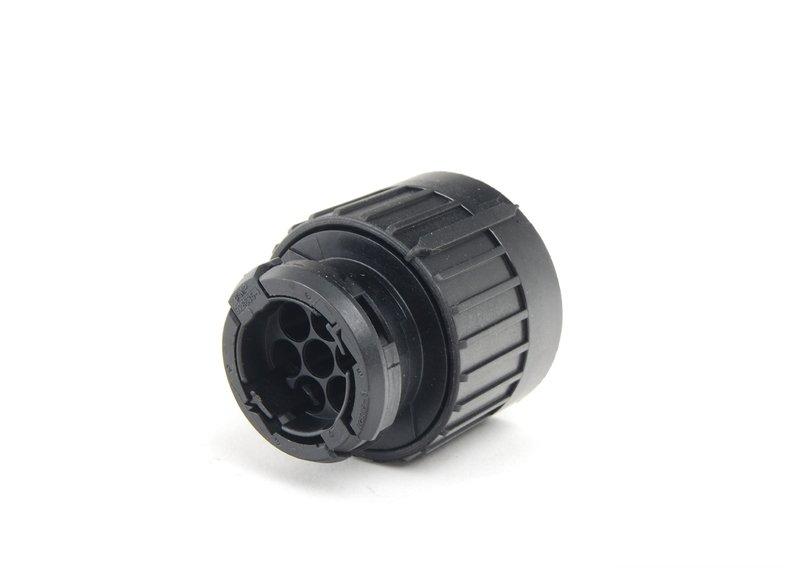 Плюсовой провод аккумуляторной батареи E30