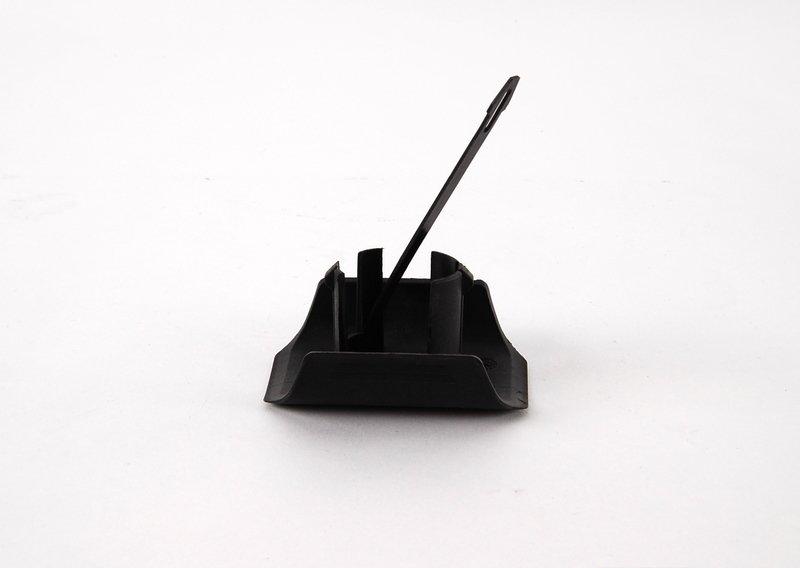 Колпачок вывода B+