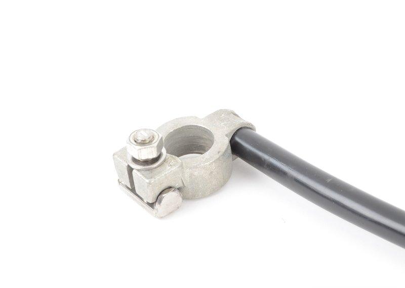 Минусовой провод аккумуляторной батареи