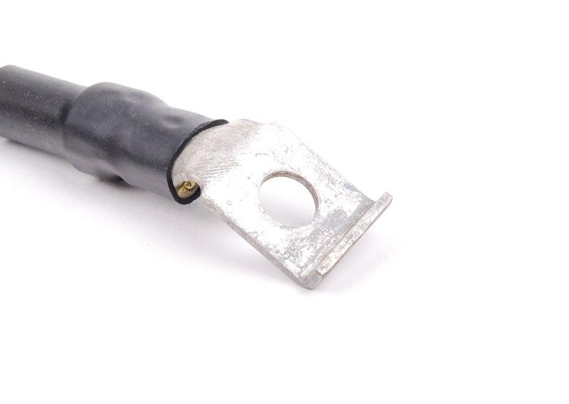 Минусовой провод аккумуляторной батареи