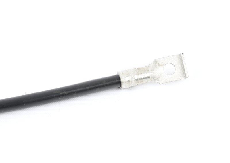 Минусовой провод аккумуляторной батареи