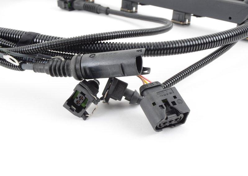 Жгут проводов двигатель/модуль двигателя